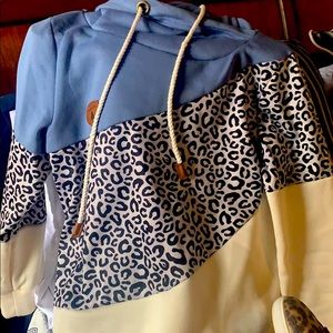 Tri-color Crowl women’s hoodie size Medium